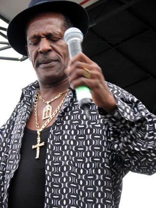 Morre Gregory Isaacs