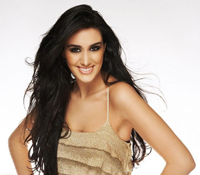 Cantora revela que seu o novo álbum já está chegando...