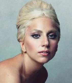 Lady Gaga posou nua para edição da revista 'Vanity Fair' de janeiro