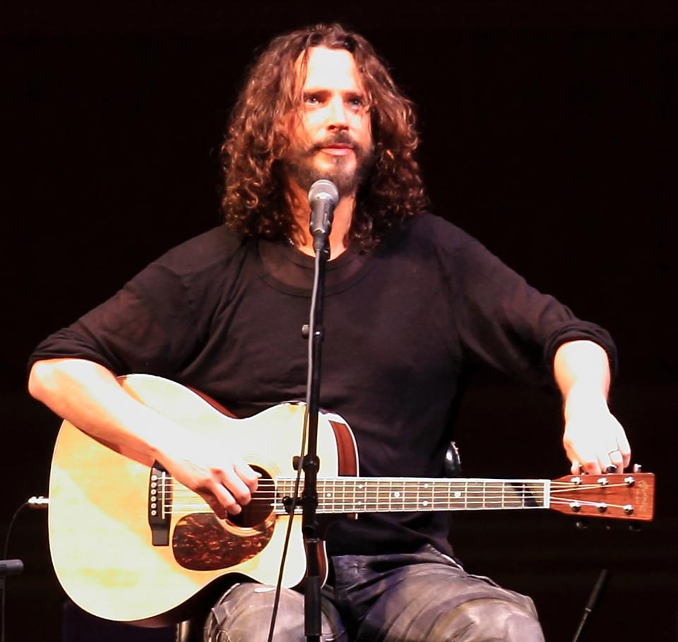 Chris Cornell anuncia terceiro show no país este ano