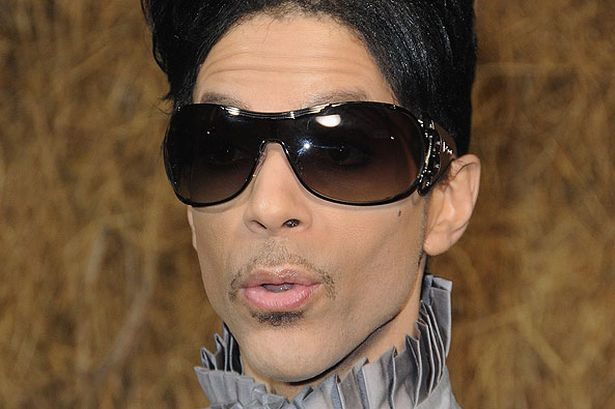 Cover foi registrado com sua banda, 3rdEyeGirl (Foto: Getty Images)