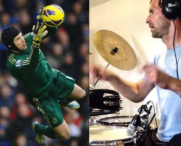 Goleiro do Chelsea tem preferência pelo rock (Divulgação)
