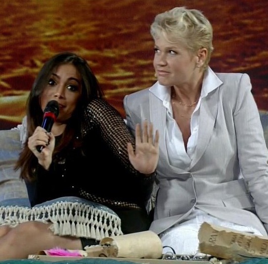 Cantora se negou a responder perguntas'picantes' durante programa (Reprodução)
