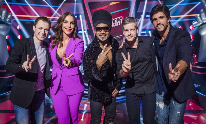 Terninho roxo de Ivete Sangalo é principal alvo de piadas (TV Globo/Divulgação)