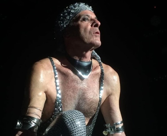 Cantor afirma estar em'fase relax' (Igorwu/Circo Voador/Instagram)
