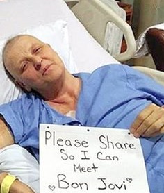 Carol Cesario fez campanha para conhecer Jon pessoalmente (Reprod./Facebook)