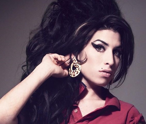 'Queremos fazer algo que relembre Amy', diz pai da falecida cantora (Divulgação)