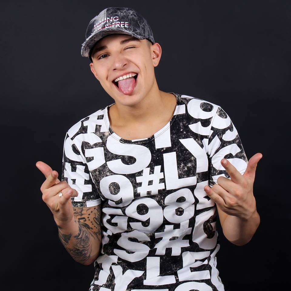 MC Gui deseja sucesso a Biel em retorno aos palcos (Reprodução/Facebook)
