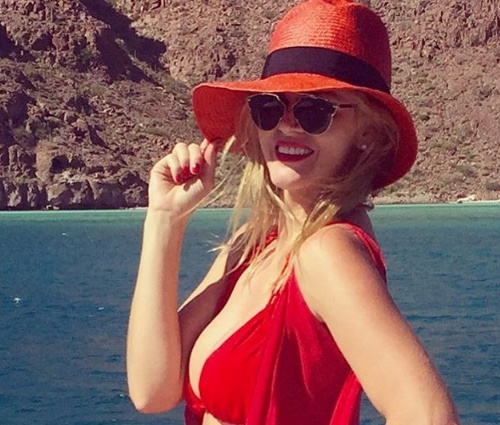 'Pra mim, mulher tem que ser uma', afirmou a socialite (Reprodução/Instagram)