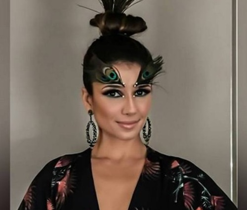 Paula adotou visual peculiar para festa em SP (Augusto Mestieri/Rep./Instagram)
