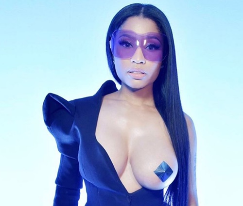 'Sim, Brasil. Eu prometi a vocês', afirmou a rapper (Reprodução/Instagram)