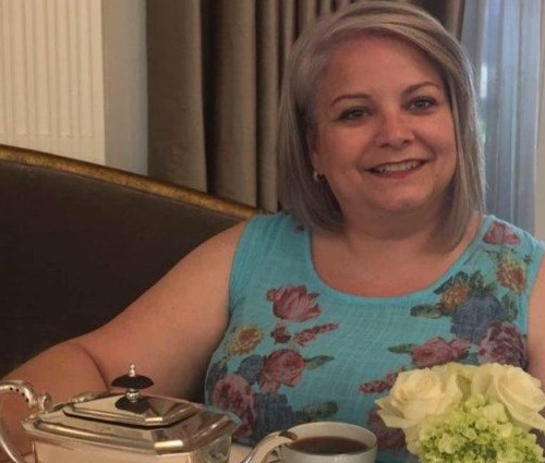 Professora canadense viajou 28 mil km nas três ocasiões (Reprodução/Facebook)