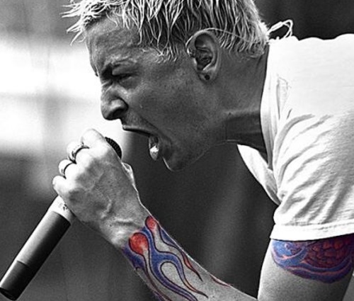 Vocalista do Linkin Park foi encontrado morto nesta quinta-feira (Rp./Instagram)