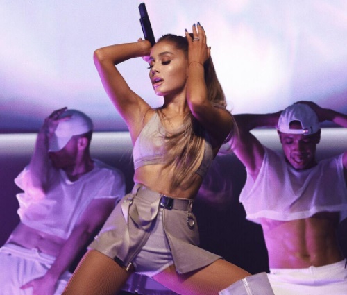 Renda foi arrecadada após show beneficente feito por Ariana Grande (Instagram)