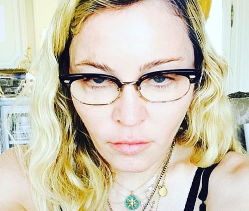 Cantora precisou provar que ela era a Madonna para a FedEx (Rep./Twitter)