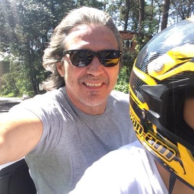 Pedro Damián está em busca de novos talentos para reformar RBD (Reprod./Twitter)