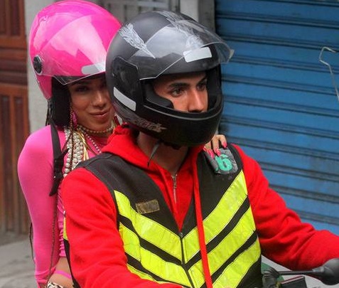 'Malandra que é malandra só vai de capacete', disse o órgão (Reprodução)