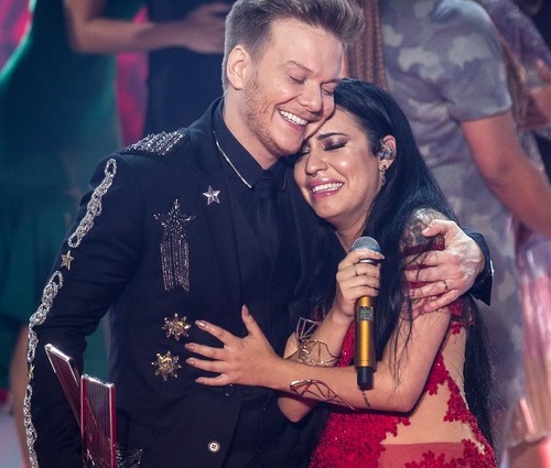 Cantora de 20 anos estava no time de Michel Teló (Gshow/Divulgação)