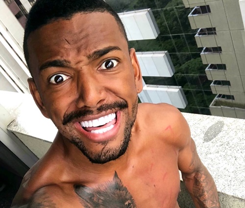 Cantor revelou que já está aprendendo inglês (Reprodução/Instagram)