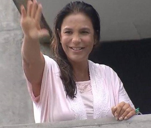 'Se eu já era doida, agora fiquei doida de vez', diz Ivete (Reprodução/YouTube)