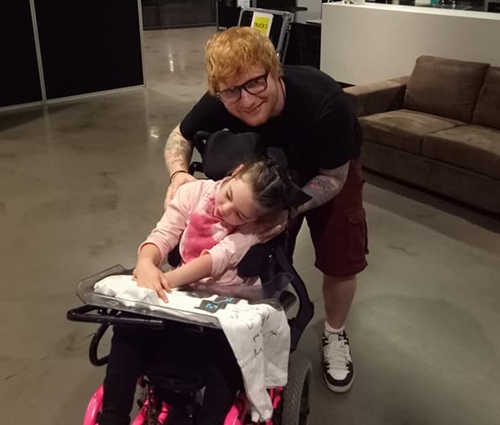 No fim do show, Ed se encontrou com fã de 5 anos com doença congênita (Reprod.)