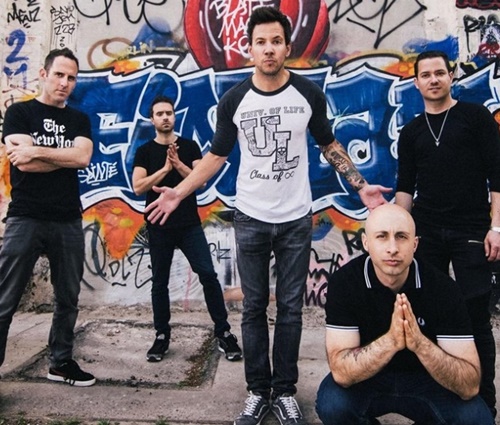 Shows celebram 15 anos do primeiro disco da banda (Divulgação)