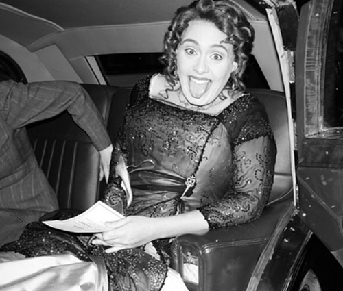 Adele foi à festa vestida de Rose, personagem de Kate Winslet (Rep./Instagram)