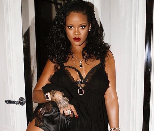 Marca Savage x Fenty possui 36 tamanhos de lingeries (Reprodução/Instagram)