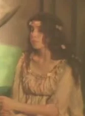 Amy interpretando peça de Shakespeare