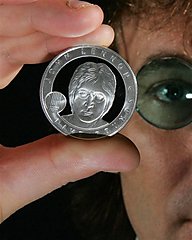 Com homenagem, Lennon fica ao lado de nomes como William Shakespeare.
