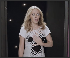 Kylie Minogue tem uma surpresa nesse vídeo...