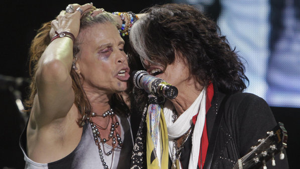Show foi marcado por hits do início da carreira. Foto: Jorge Adorno/ Reuters