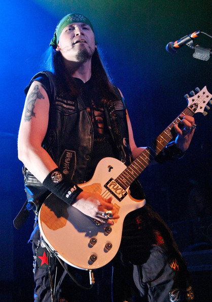 Nick Catanese integrou o grupo desde 1999 (Zimbio)