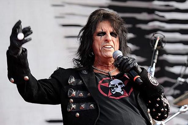 Cooper diz aguardar por nova geração de estrelas do rock (Getty Images)