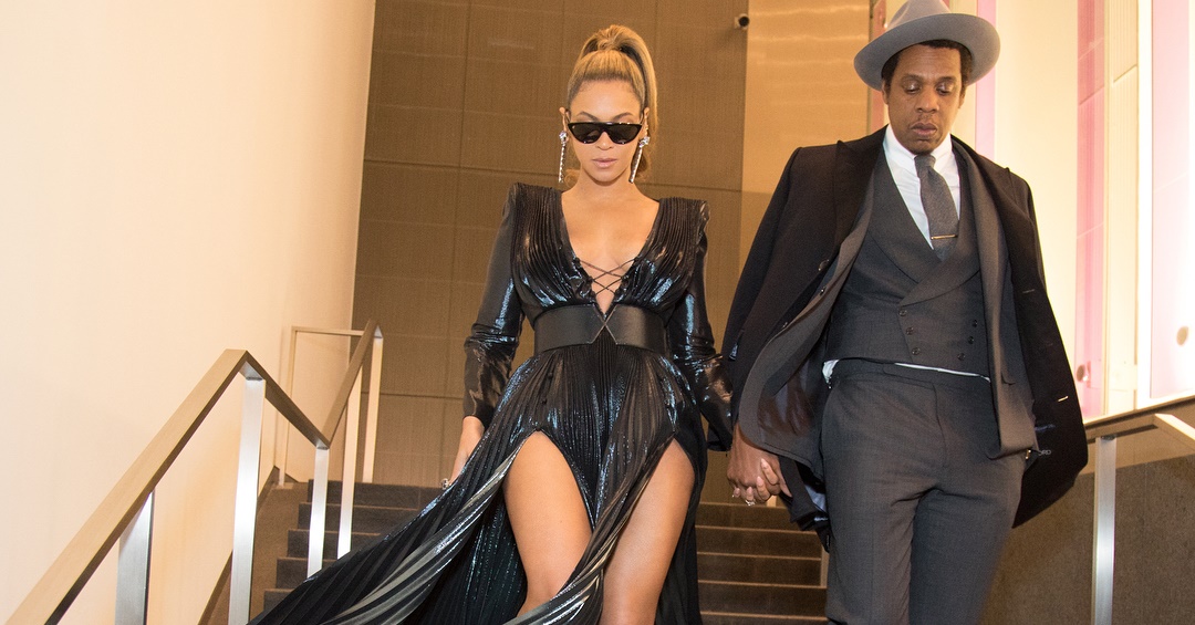 Nome da atriz que assediou Jay-Z e mordeu rosto de Beyoncé finalmente é revelado