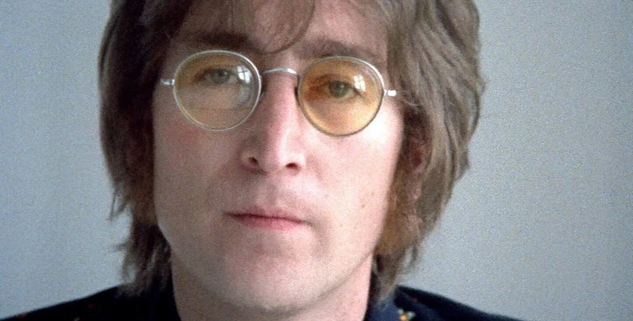 O lado controverso de John Lennon, que teve desejo pela mãe