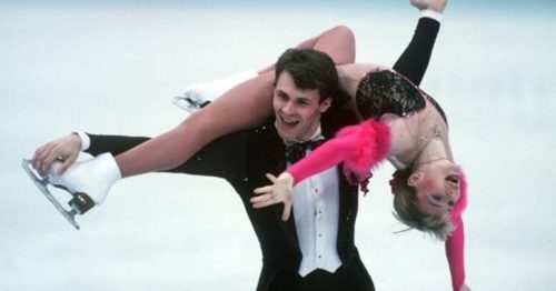 Evgenia Shishkova e Vadim Naumov - patinadores