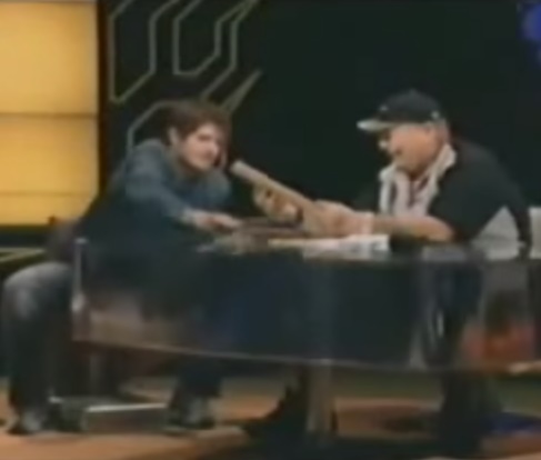 João Gordo e Dado Dolabella se desentenderam em programa da MTV (Reprodução)