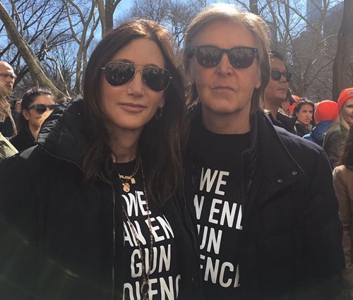 'Podemos acabar com a violência armada', diz o ex-Beatle (Reprodução/Instagram)